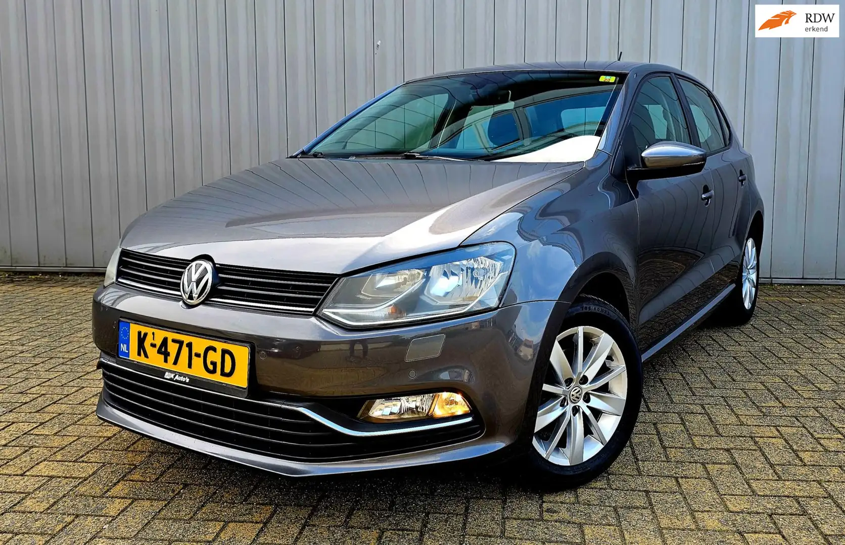 Volkswagen Polo 1.0 First Edition Clima.PDC V+A. Gris - 1