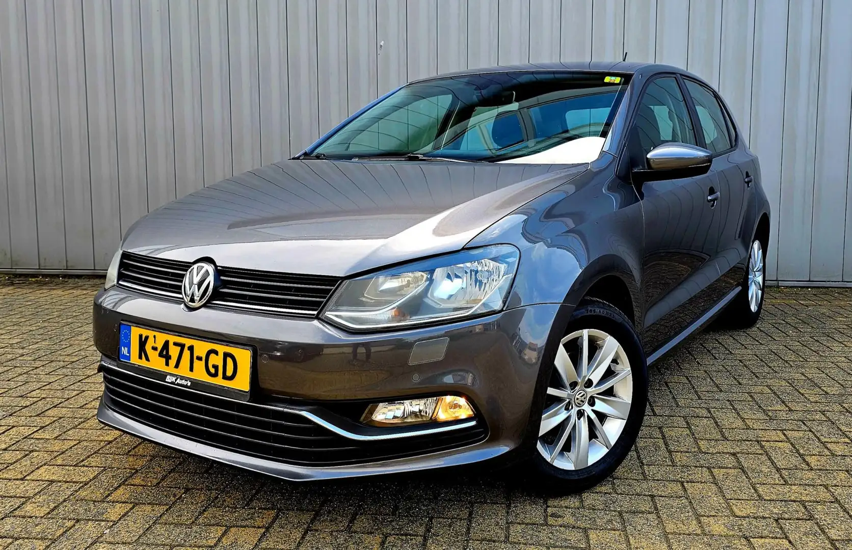 Volkswagen Polo 1.0 First Edition Clima.PDC V+A. Gris - 2