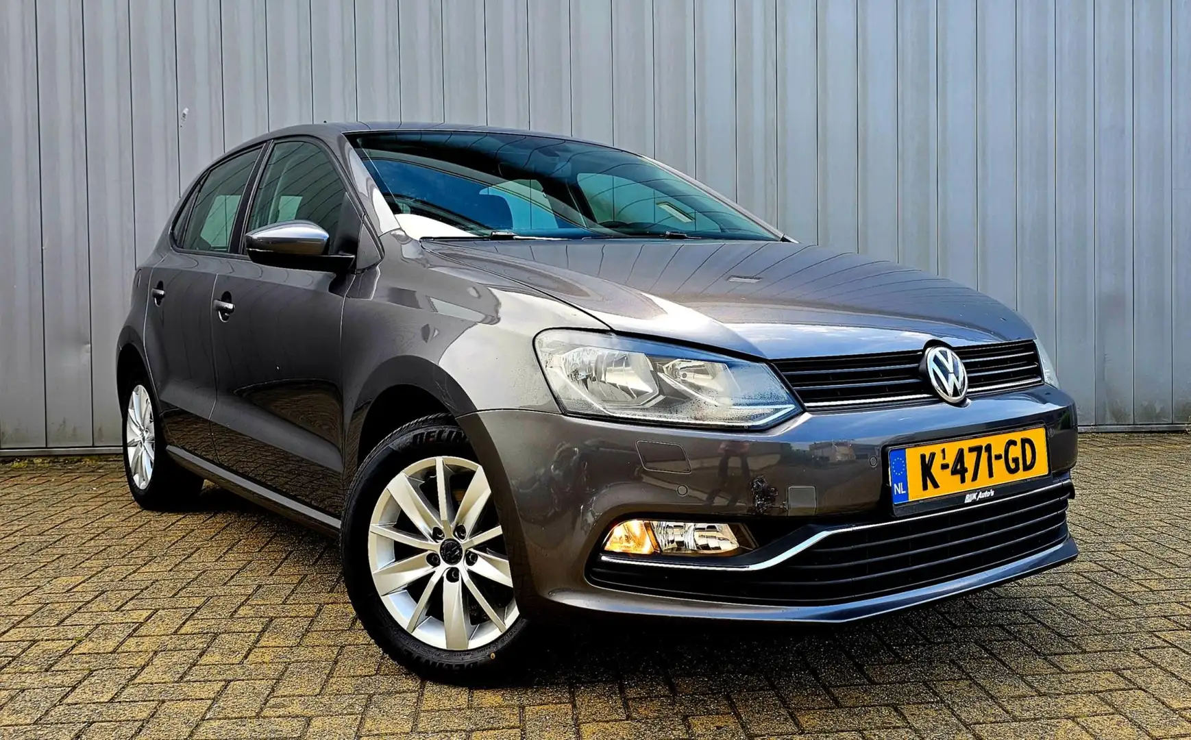 Volkswagen Polo 1.0 First Edition Clima.PDC V+A. Gris - 2