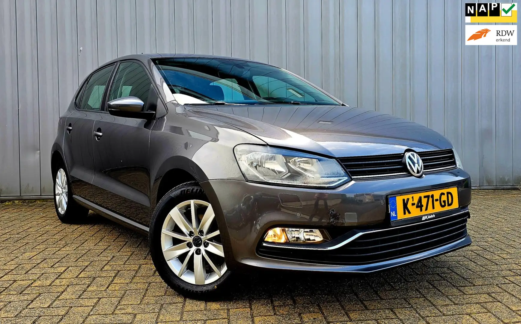 Volkswagen Polo 1.0 First Edition Clima.PDC V+A. Gris - 1