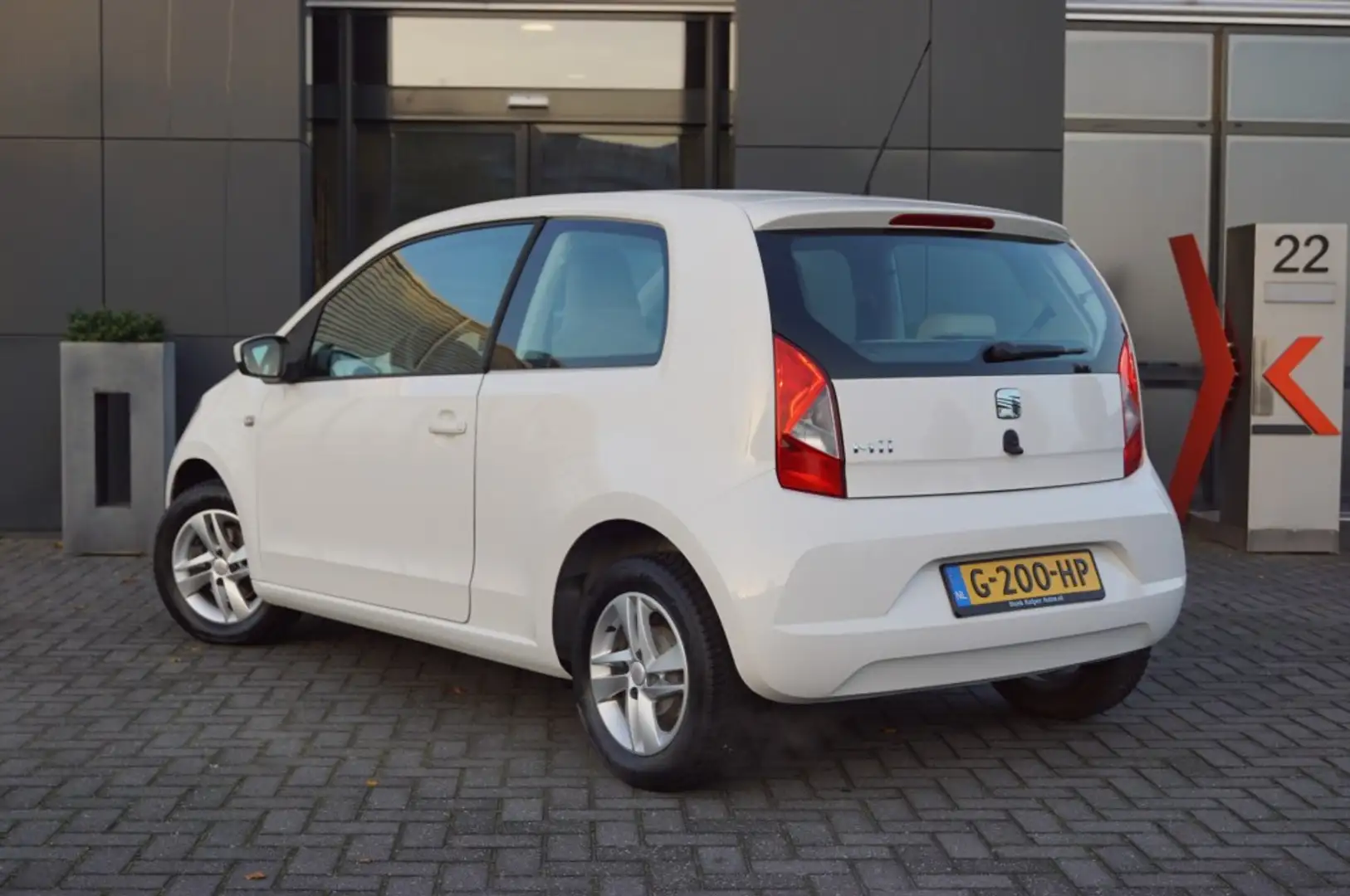 SEAT Mii 1.0 Style Chic/ Airconditioning / Elektr. pakket Blanc - 2