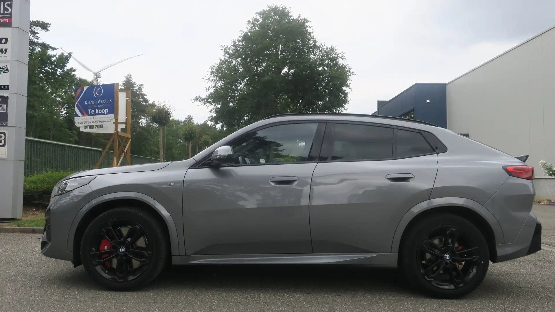 BMW X2 1.5iAS sDrive20 M-Pack" Pano dak- Headup" Grijs - 2