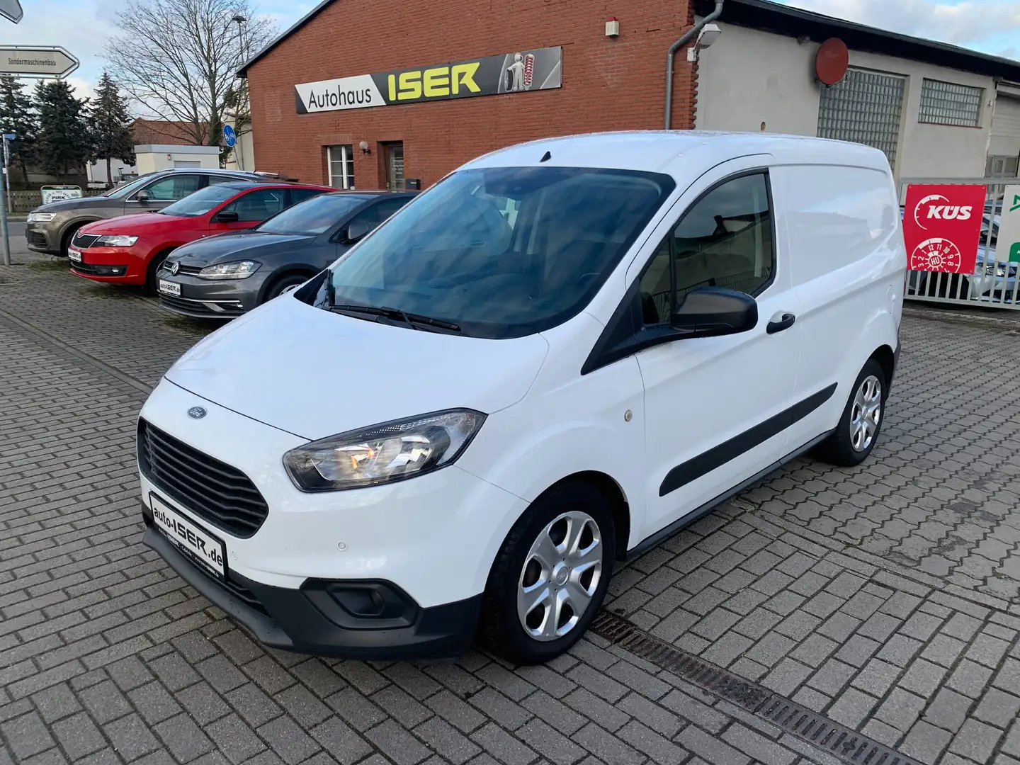 Ford Transit Courier Trend PDC. ZV. Sitzheizung Klima, CarPlay Weiß - 1