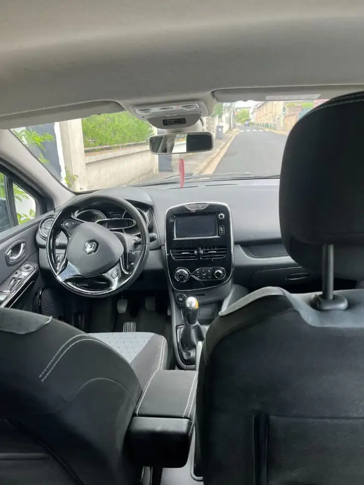 Renault Clio RENAULT CLIO 4 ESSNECE GARANTIE 12 MOIS