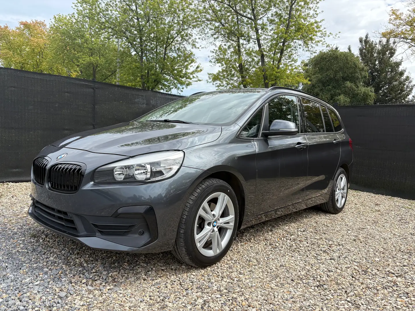 BMW 216 Gran Tourer 216 d AdBlue (EU6d-TEMP) Schwarz - 2