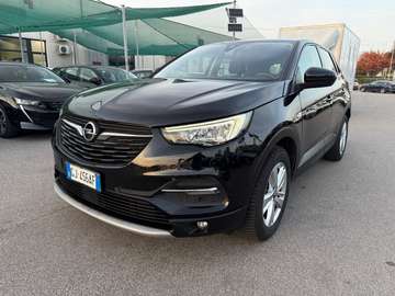 Grandland 1.5 diesel Ecotec aut. Business Elegance