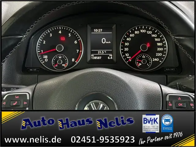 Volkswagen Golf view 11