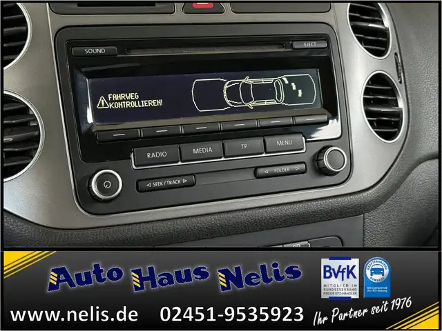 Volkswagen Golf view 13