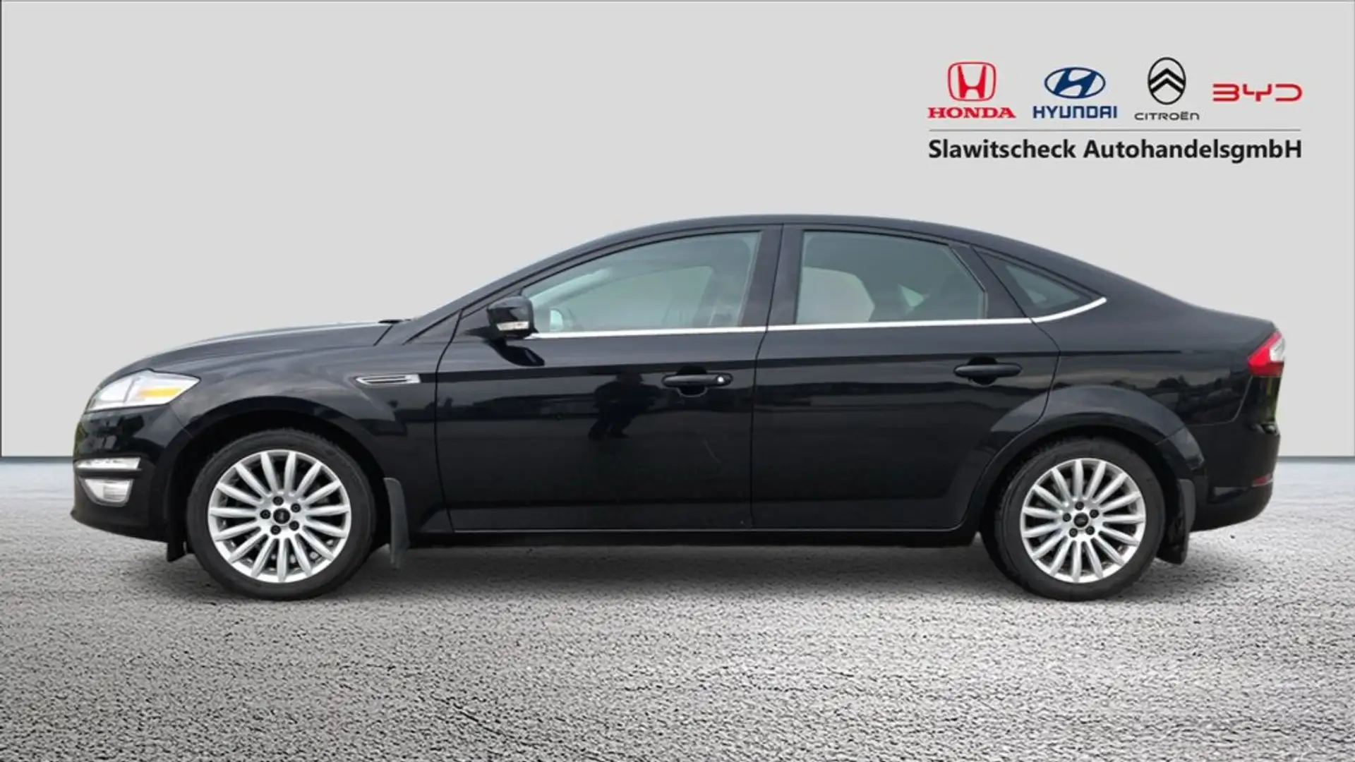 Ford Mondeo Traveller Business Plus 2,0 TDCi Aut. Schwarz - 2
