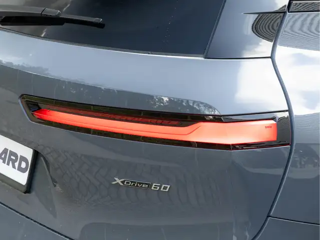 BMW Ix view 12