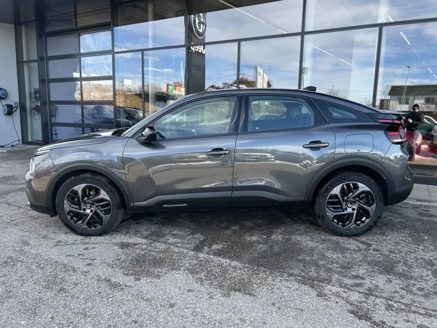 Citroen C4 BlueHDi 130 S&S EAT8 PLUS Grau - 2