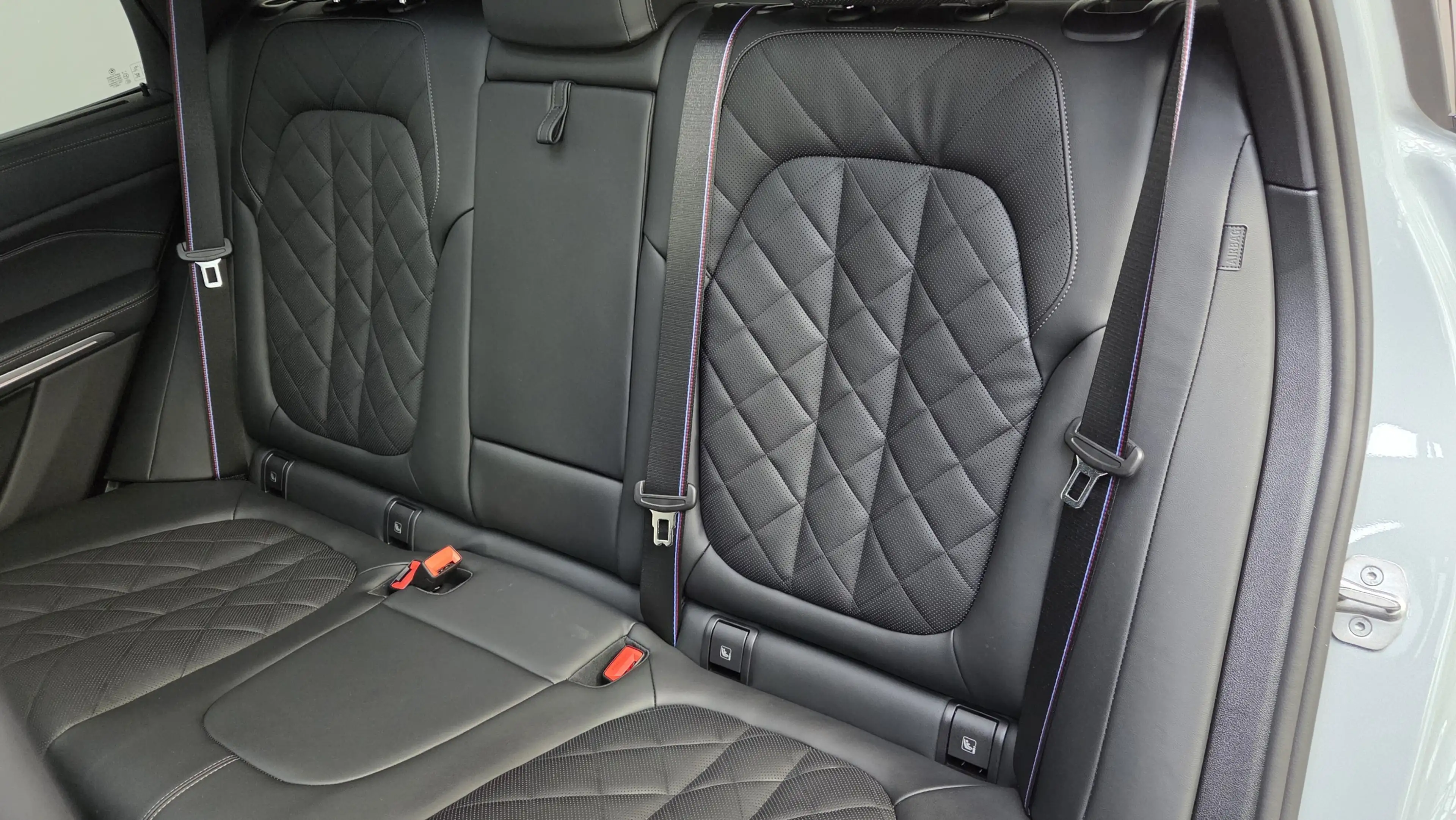 BMW X5 xDr30d M Sport Pro 22Zoll AHK Pano ACC 360° — photo 15