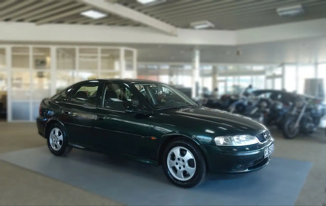 Opel Vectra 2.0 16V ECOTEC Comfort, 1.HD, alter Brief, foto 12