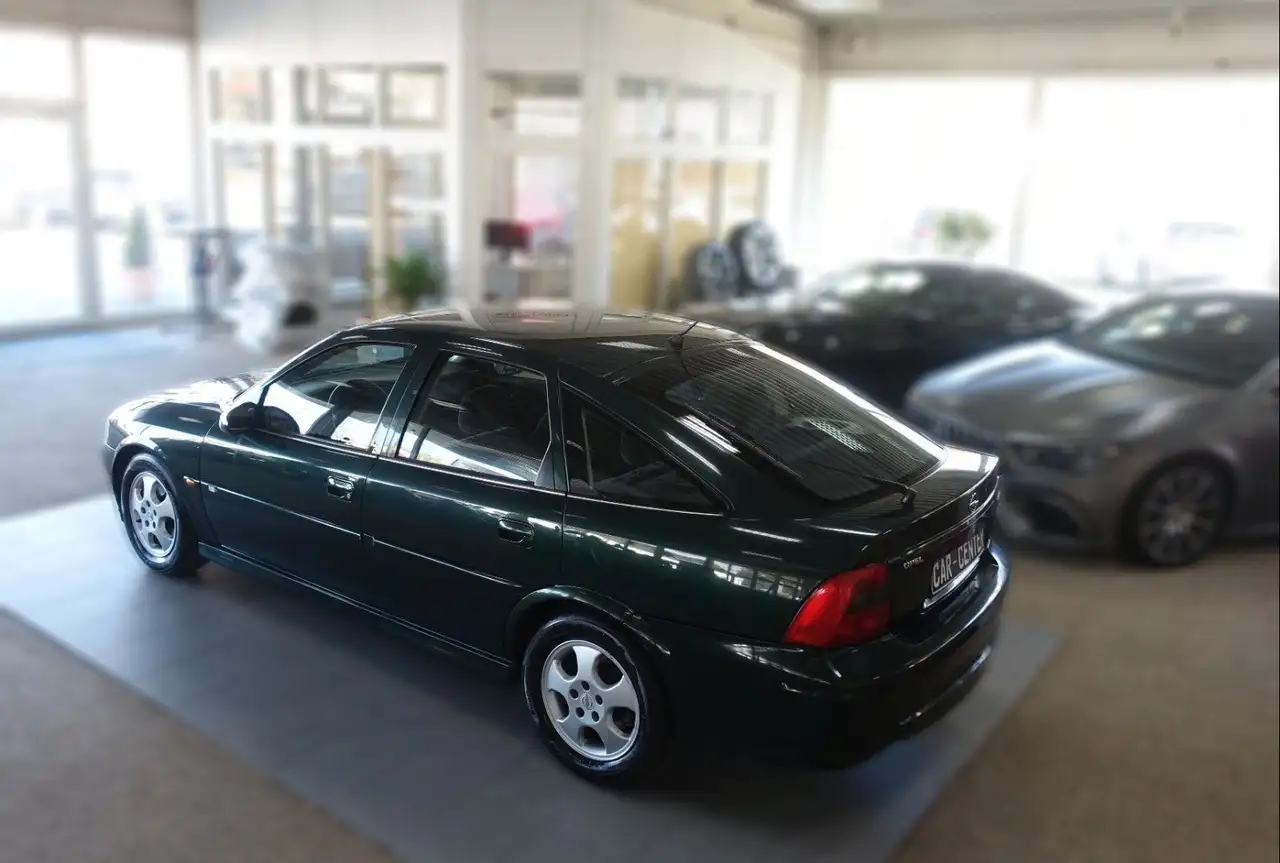 Opel Vectra 2.0 16V ECOTEC Comfort, 1.HD, alter Brief, foto 11