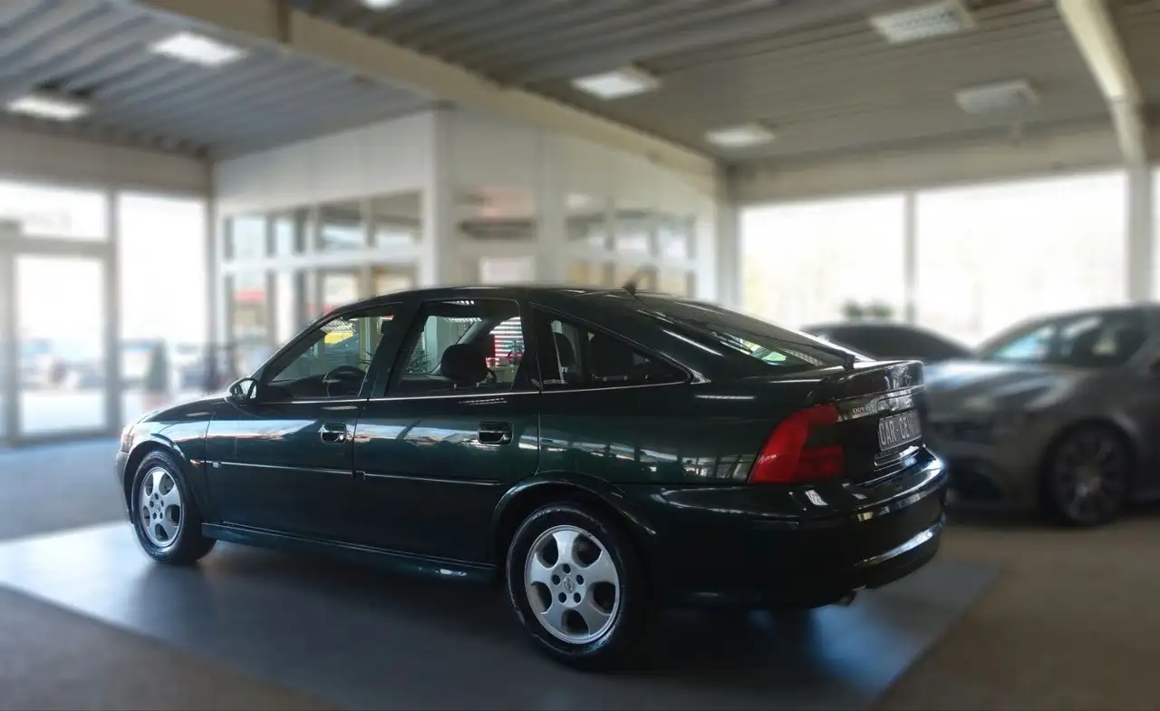 Opel Vectra 2.0 16V ECOTEC Comfort, 1.HD, alter Brief, foto 10