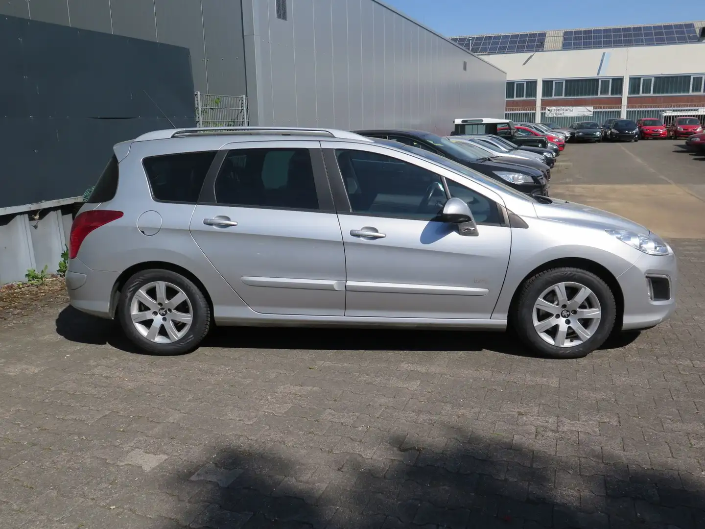 Peugeot 308 Family 1.HND lückenl.Scheckh.,Tüv NEU, ALLw. Silber - 2