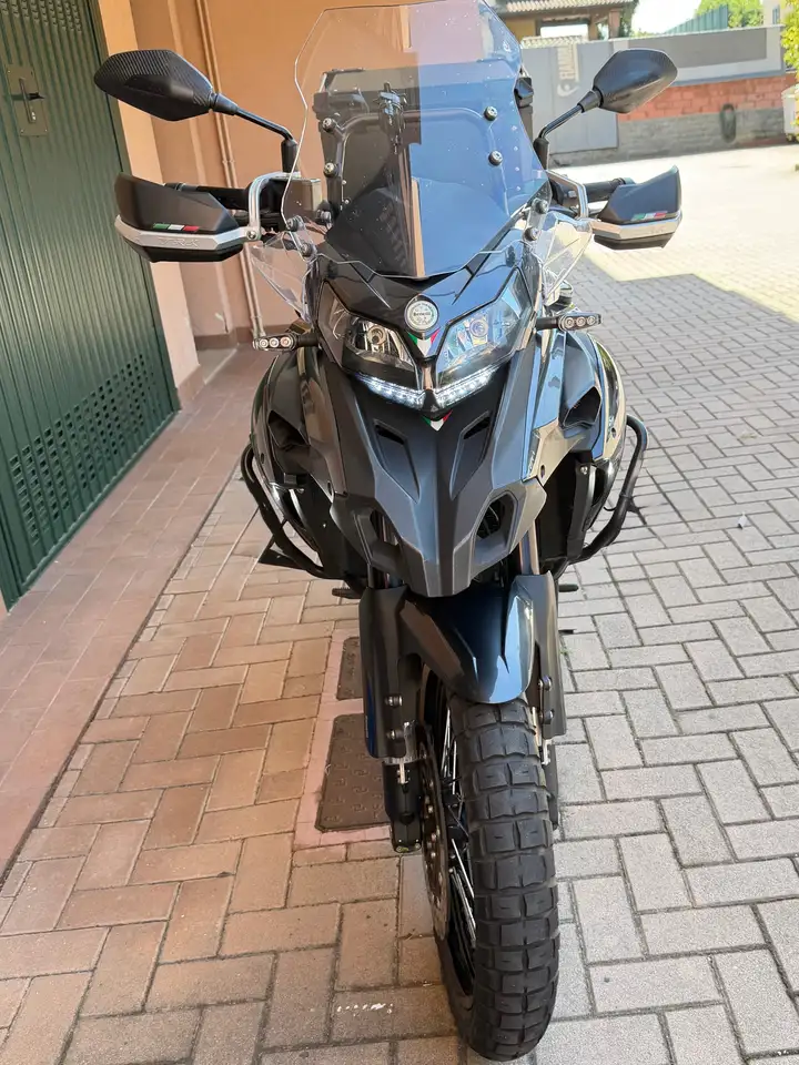 Benelli TRK 502