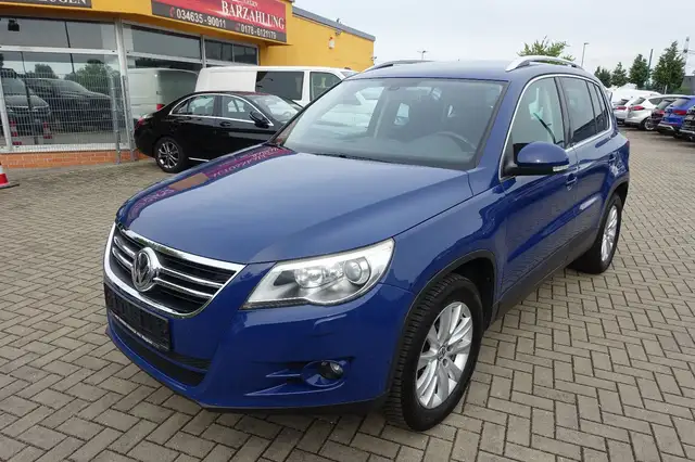 Volkswagen Tiguan Sport 4Motion*Bi-Xenon*Tempomat*Scheckh*