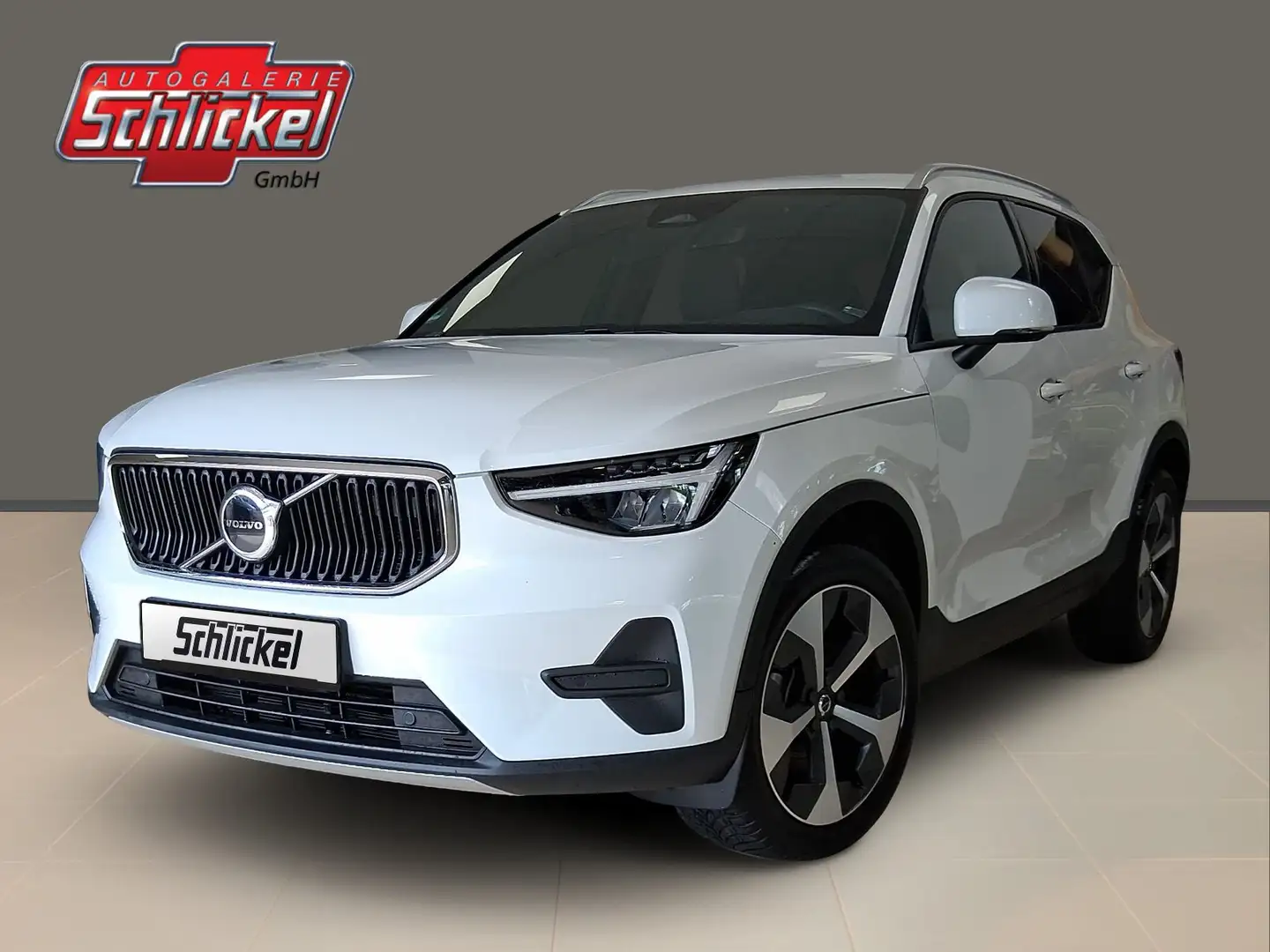 Volvo XC40 B4 2WD Core Navi ACC Met. 2-Zonen-Klimaautomatik Weiß - 1
