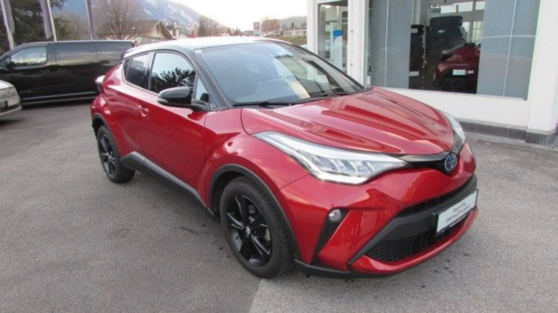 Toyota C-HR 1,8 Hybrid C-LUB CVT Rot - 1