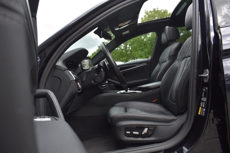 BMW 545 5-serie 545e xDrive M-Sport Pano Laser H&K HUD Key — photo 9