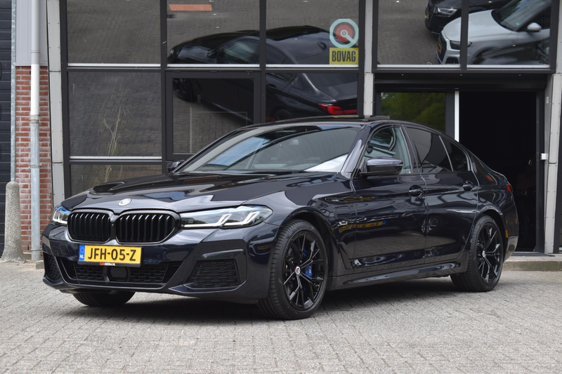 BMW 545 5-serie 545e xDrive M-Sport Pano Laser H&K HUD Key — photo 3