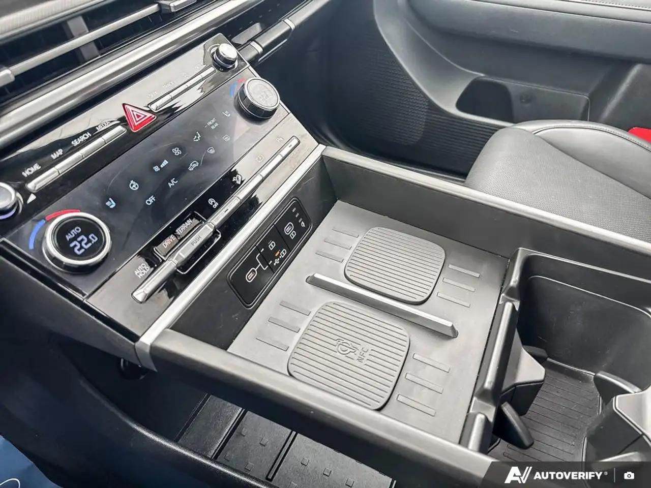 Hyundai SANTA FE снимка Hyundai SANTA FE