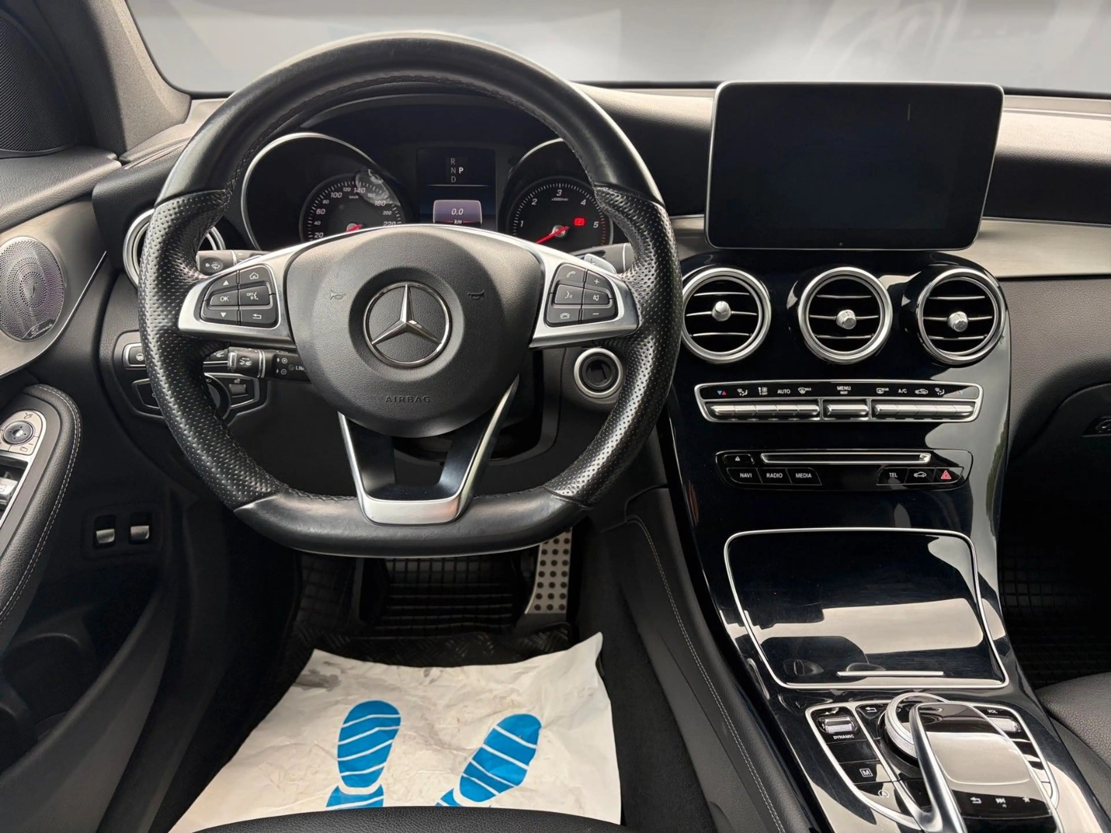 Mercedes-Benz GLC 250 d 4Matic AMG-Line *HUD,Burmester,360Grad* — photo 14