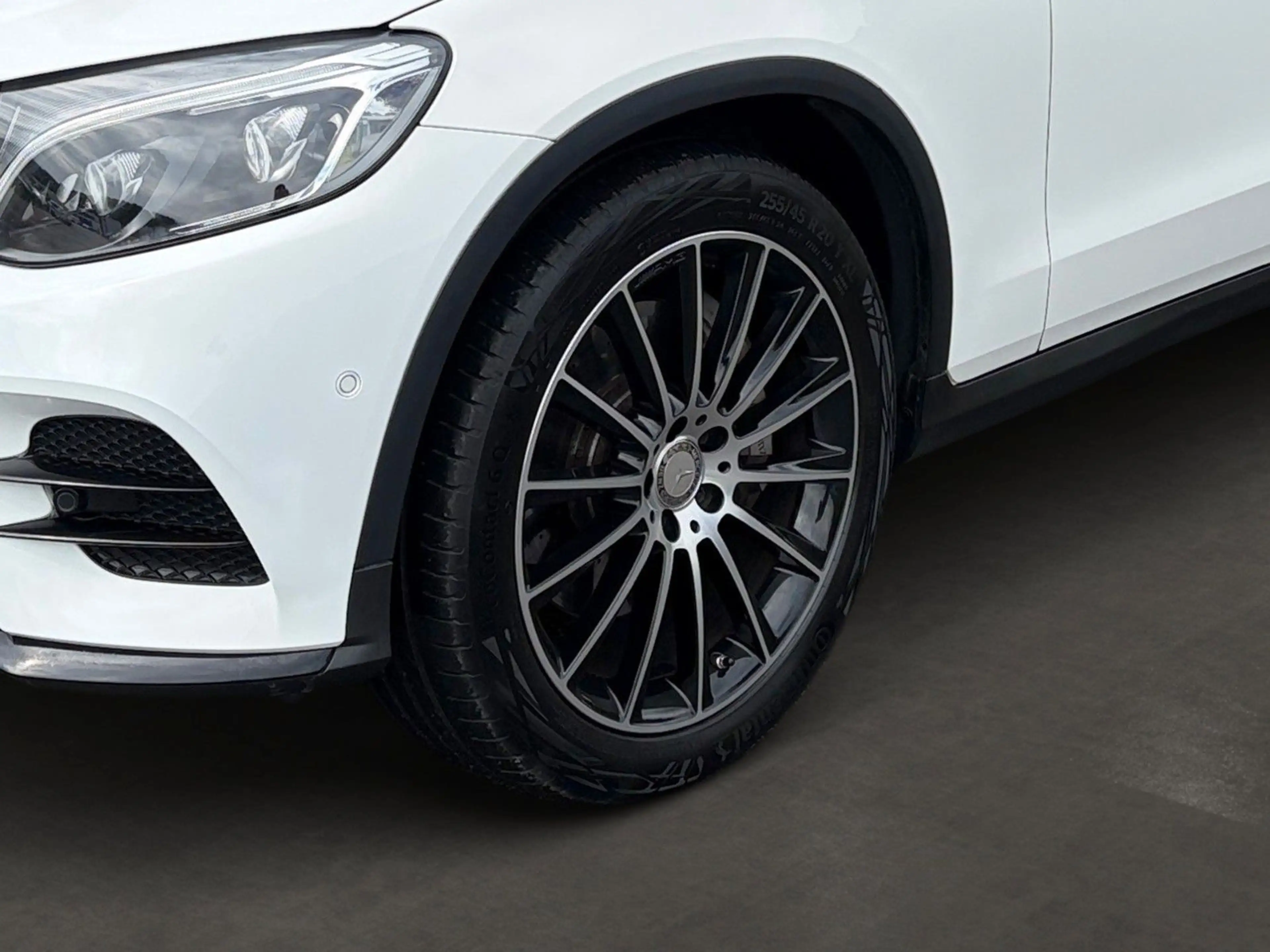 Mercedes-Benz GLC 250 d 4Matic AMG-Line *HUD,Burmester,360Grad* — photo 10