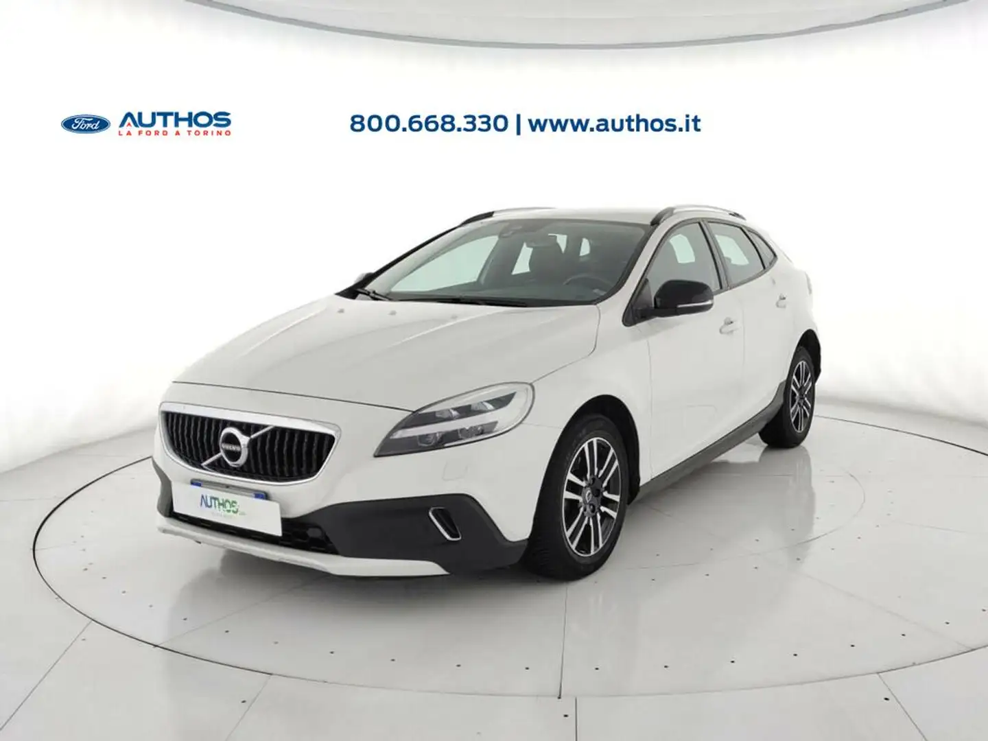 Volvo V40 Cross Country 2.0 D2 Business Plus geartronic my19 Bianco - 2