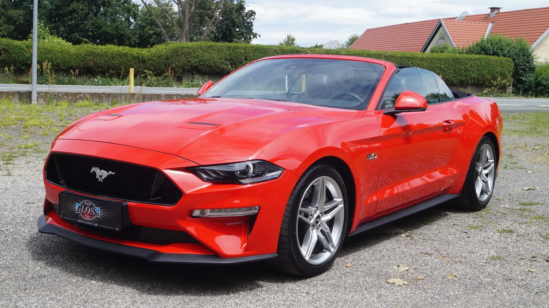 Ford Mustang GT 5.0 V8 Convertible Aut., NEUWERTIG, 1. BESITZ Rot - 1