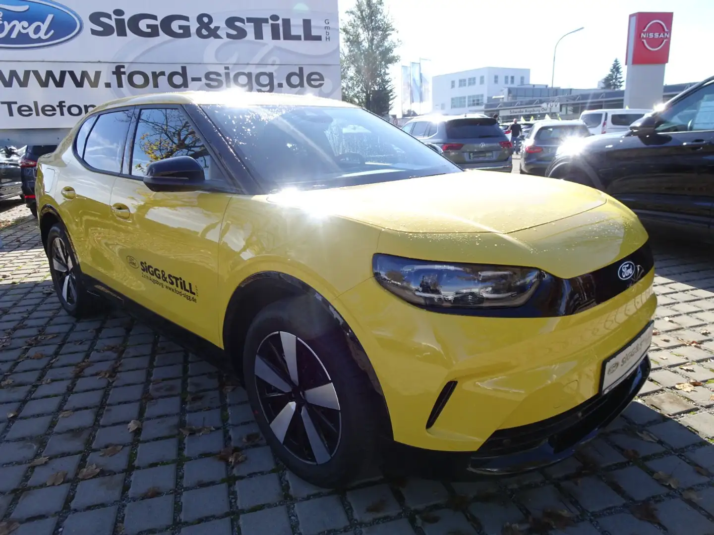 Ford Capri ELEKTRO Extended Range RWD NAVI*360°*IACC Jaune - 2