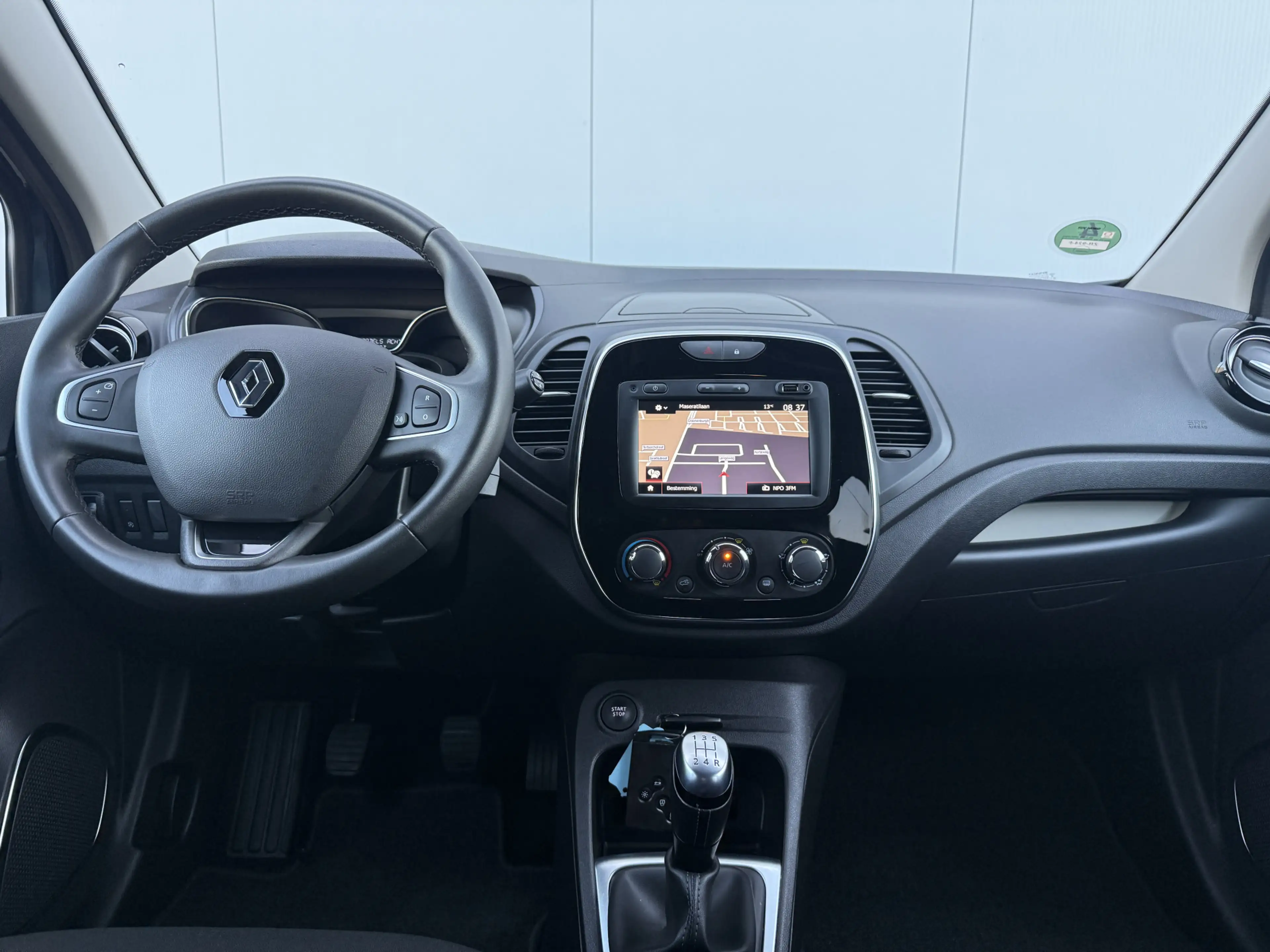 Renault Captur 0.9 TCe Limited Carplay/Camera/16inch. — photo 2