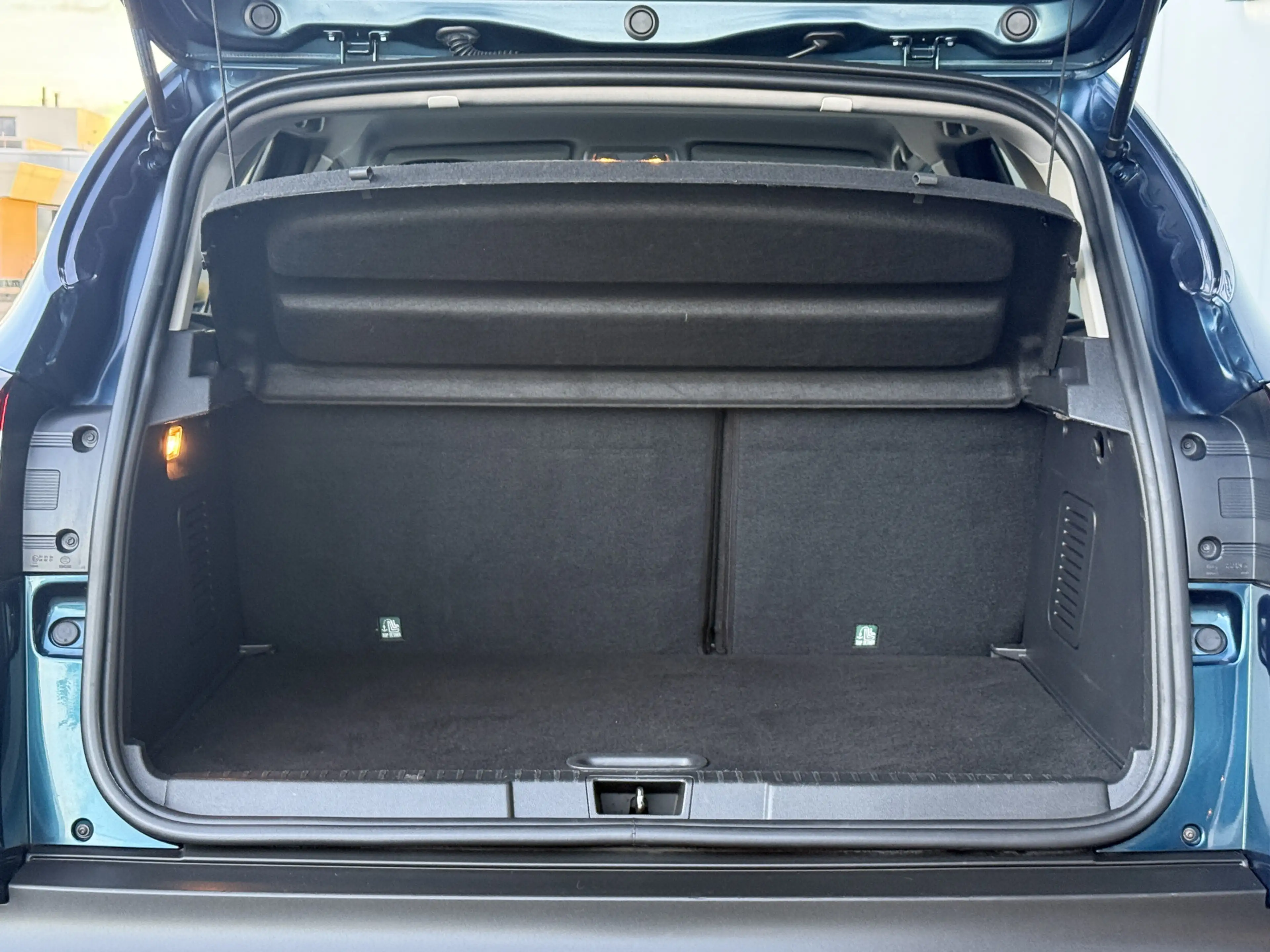 Renault Captur 0.9 TCe Limited Carplay/Camera/16inch. — photo 27
