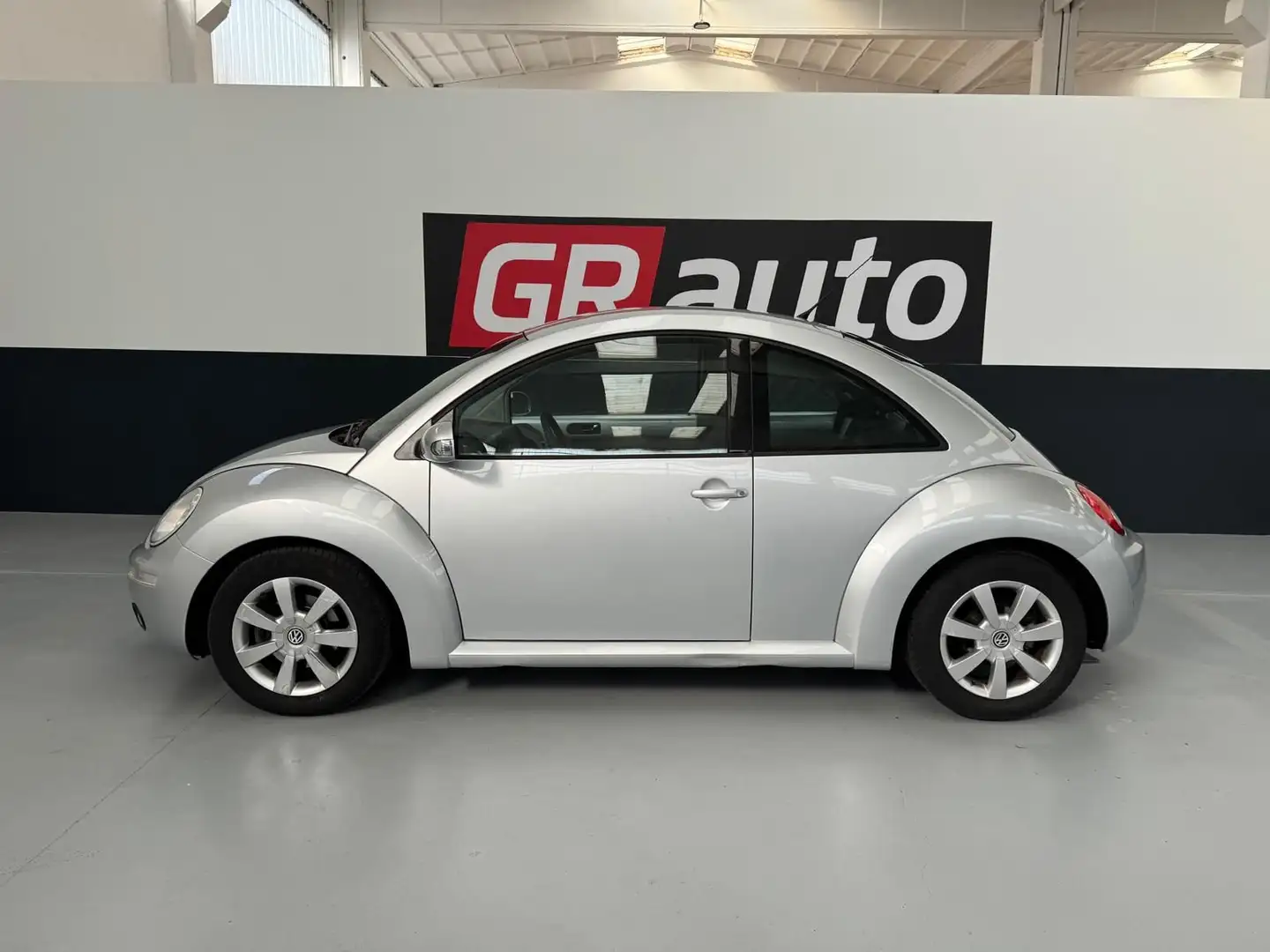 Volkswagen New Beetle 1.9 TDI 105CV Cabrio Lim. Red Edt PREZZO REALE Grigio - 2