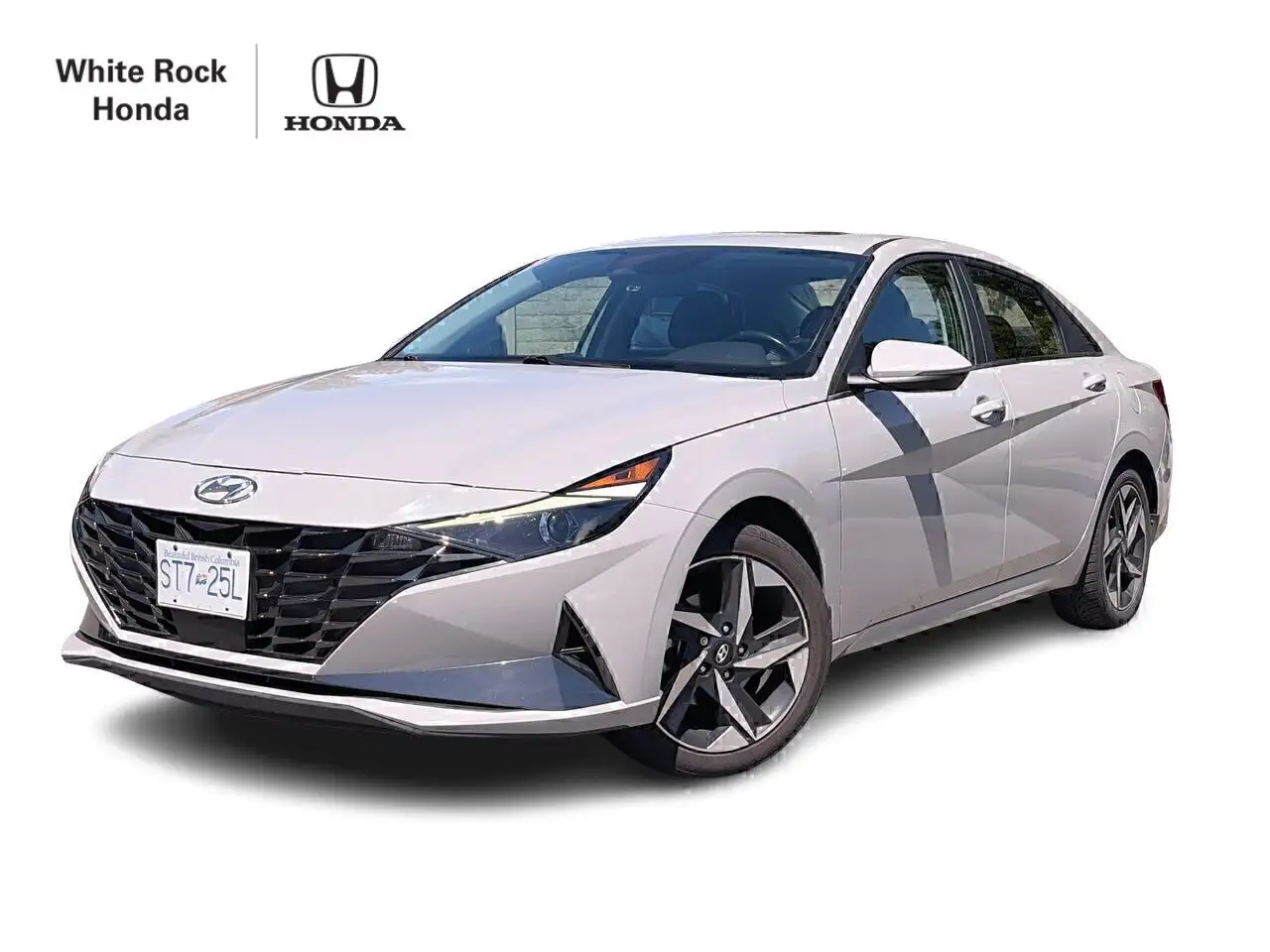 Hyundai ELANTRA photo Hyundai ELANTRA