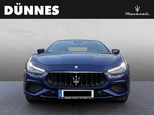 Maserati Ghibli view 8
