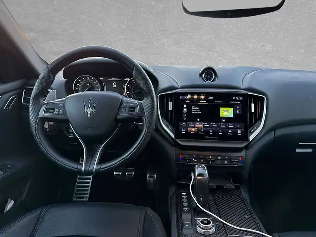 Maserati Ghibli view 4