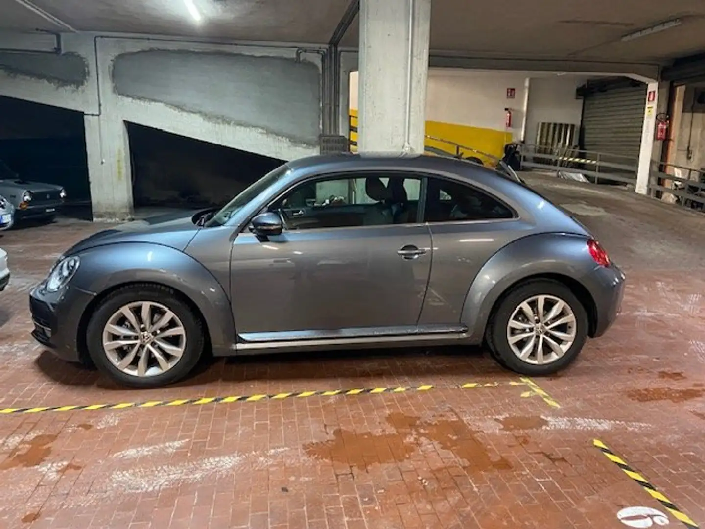 Volkswagen Maggiolino Maggiolino 2011 1.2 tsi bm Design Szürke - 2