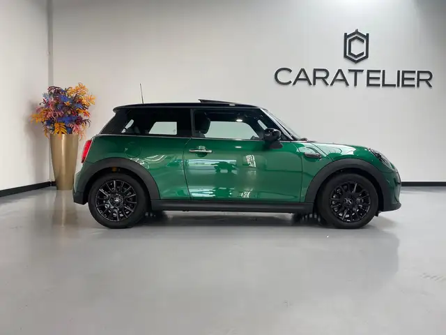 Mini Hatch view 7