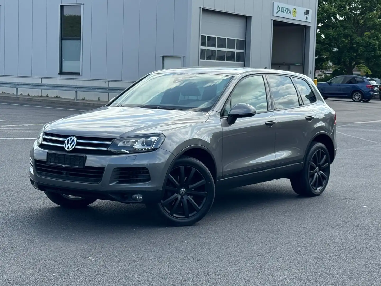 Volkswagen Touareg V6 TDI BMT*Xenon*AHK*Panorama*360°KAMERA Gris - 2