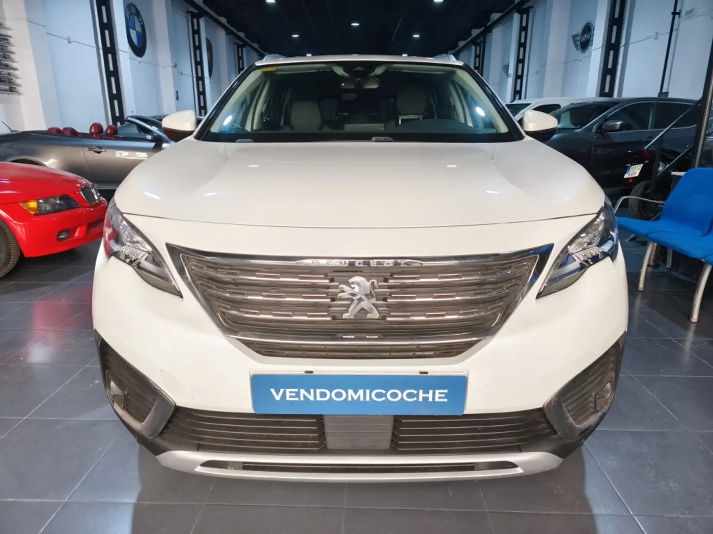 Peugeot 5008 1.2 PureTech S&S Allure 130 Weiß - 1