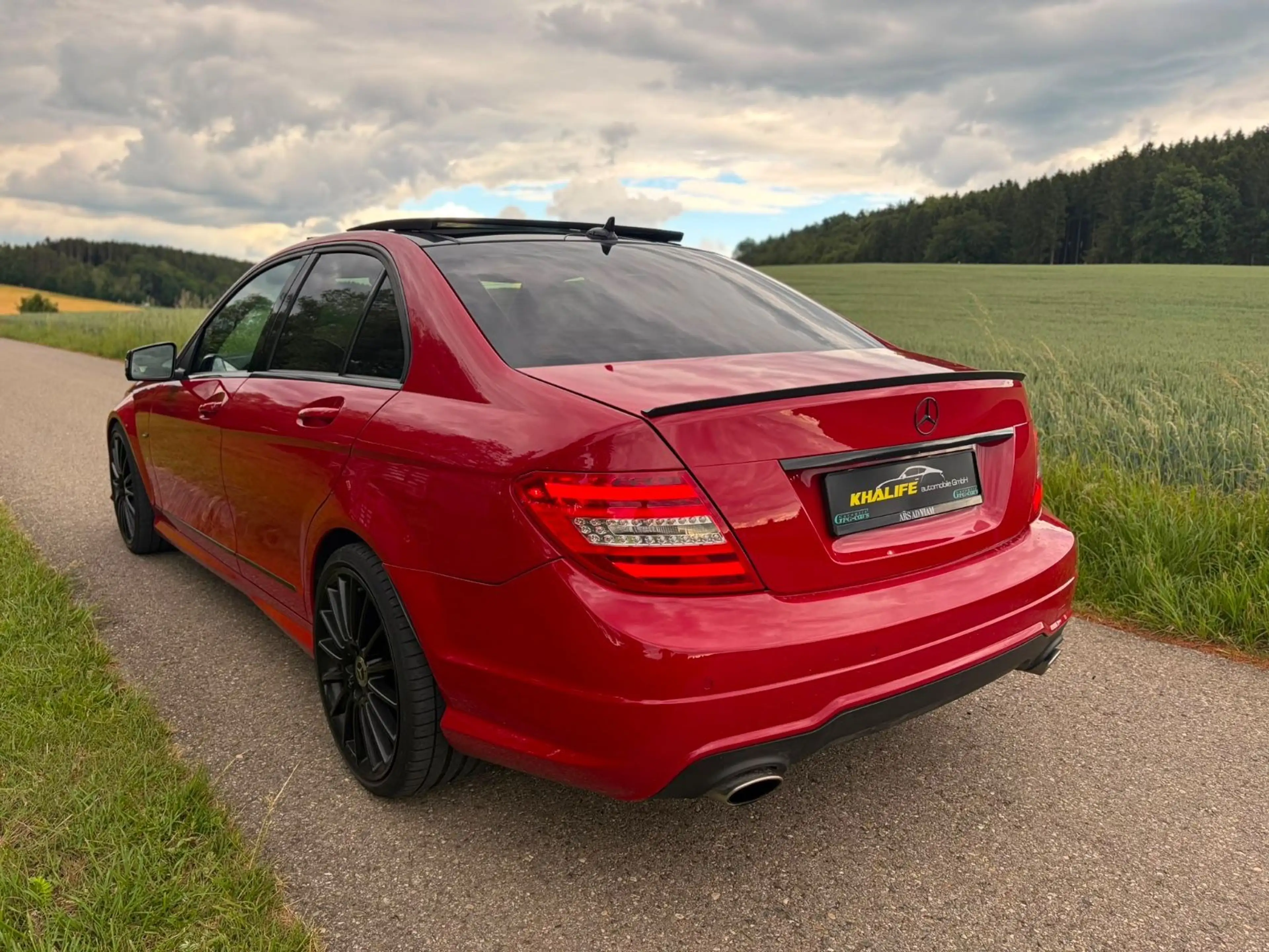 Mercedes-Benz C 350 AMG 4Matic — photo 7