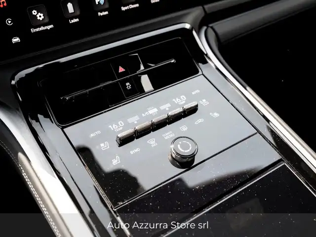 Porsche Panamera view 13