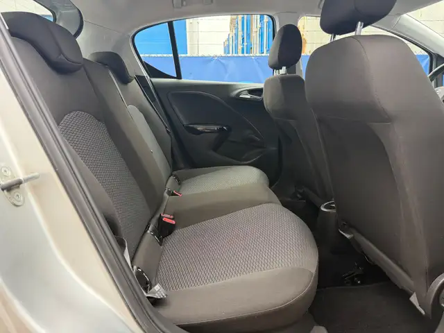 Opel Corsa view 11