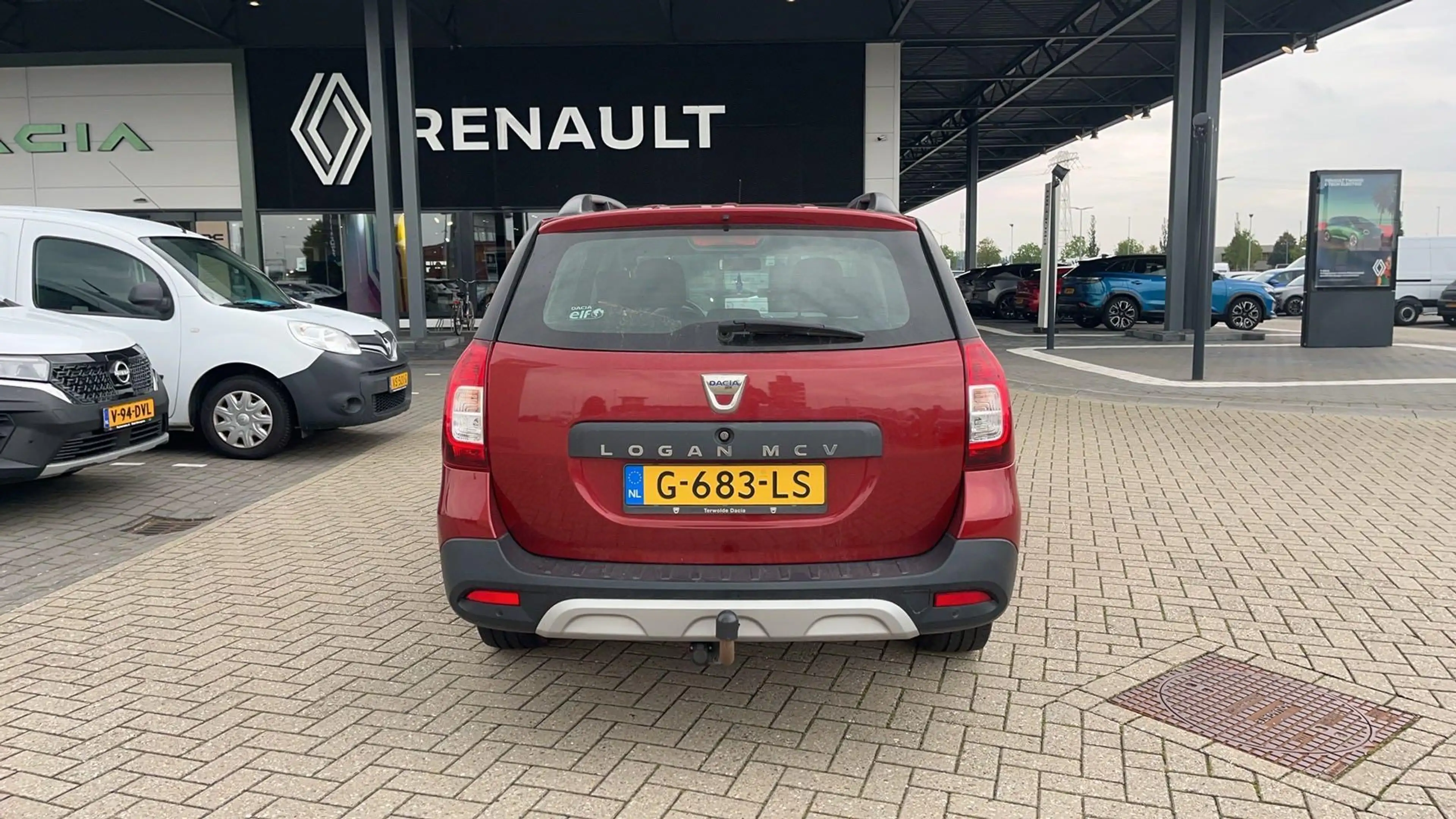 Dacia Logan MCV TCe 90 Série Limitée Tech Road | Trekhaak | Na — photo 4