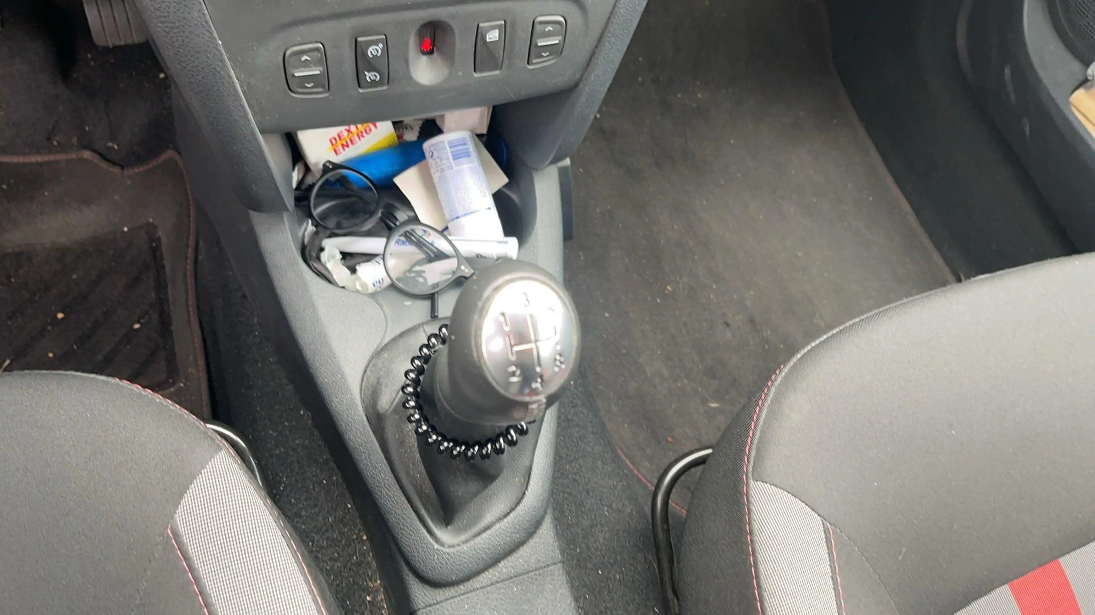 Dacia Logan MCV TCe 90 Série Limitée Tech Road | Trekhaak | Na — photo 14