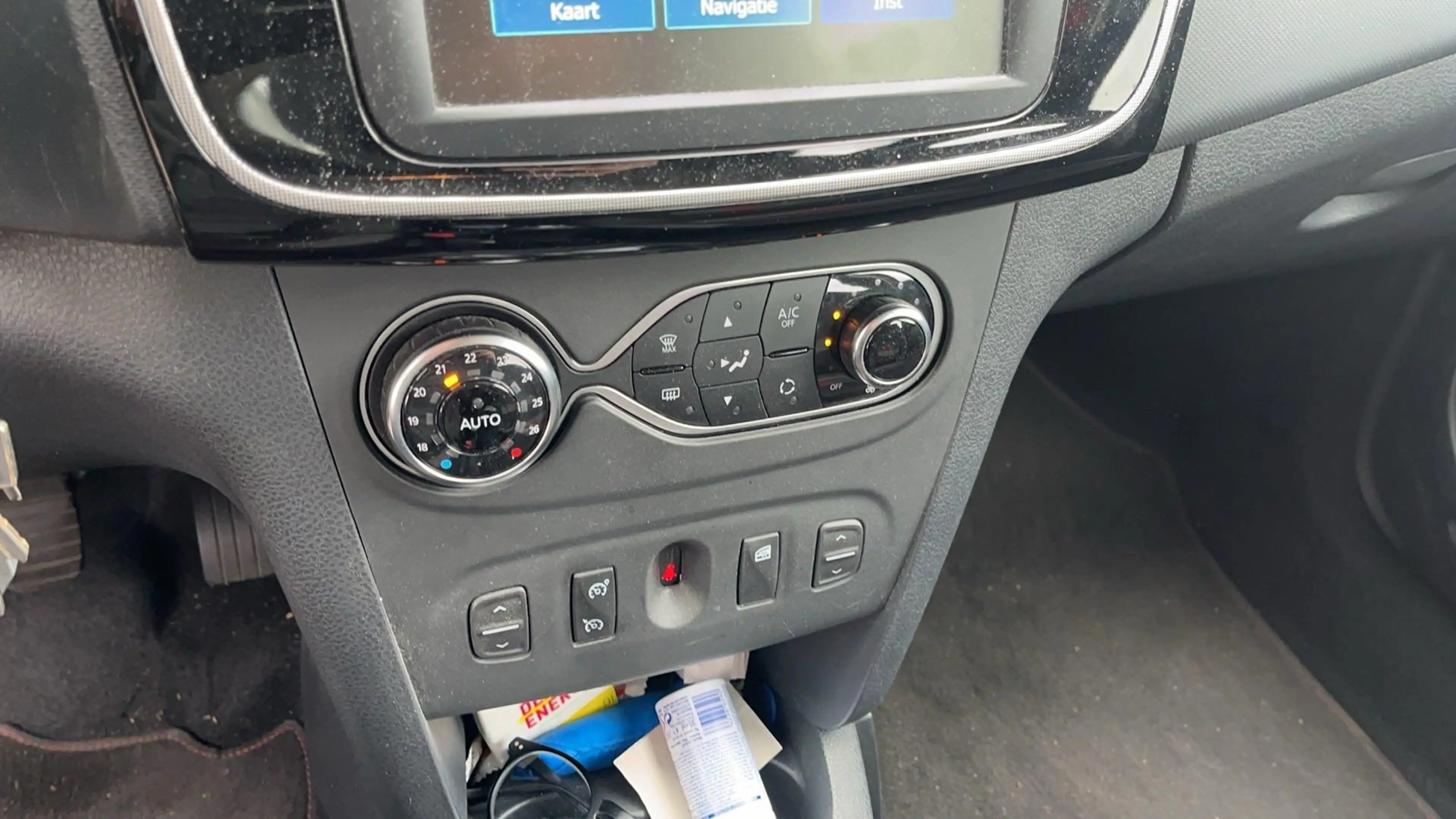Dacia Logan MCV TCe 90 Série Limitée Tech Road | Trekhaak | Na — photo 13