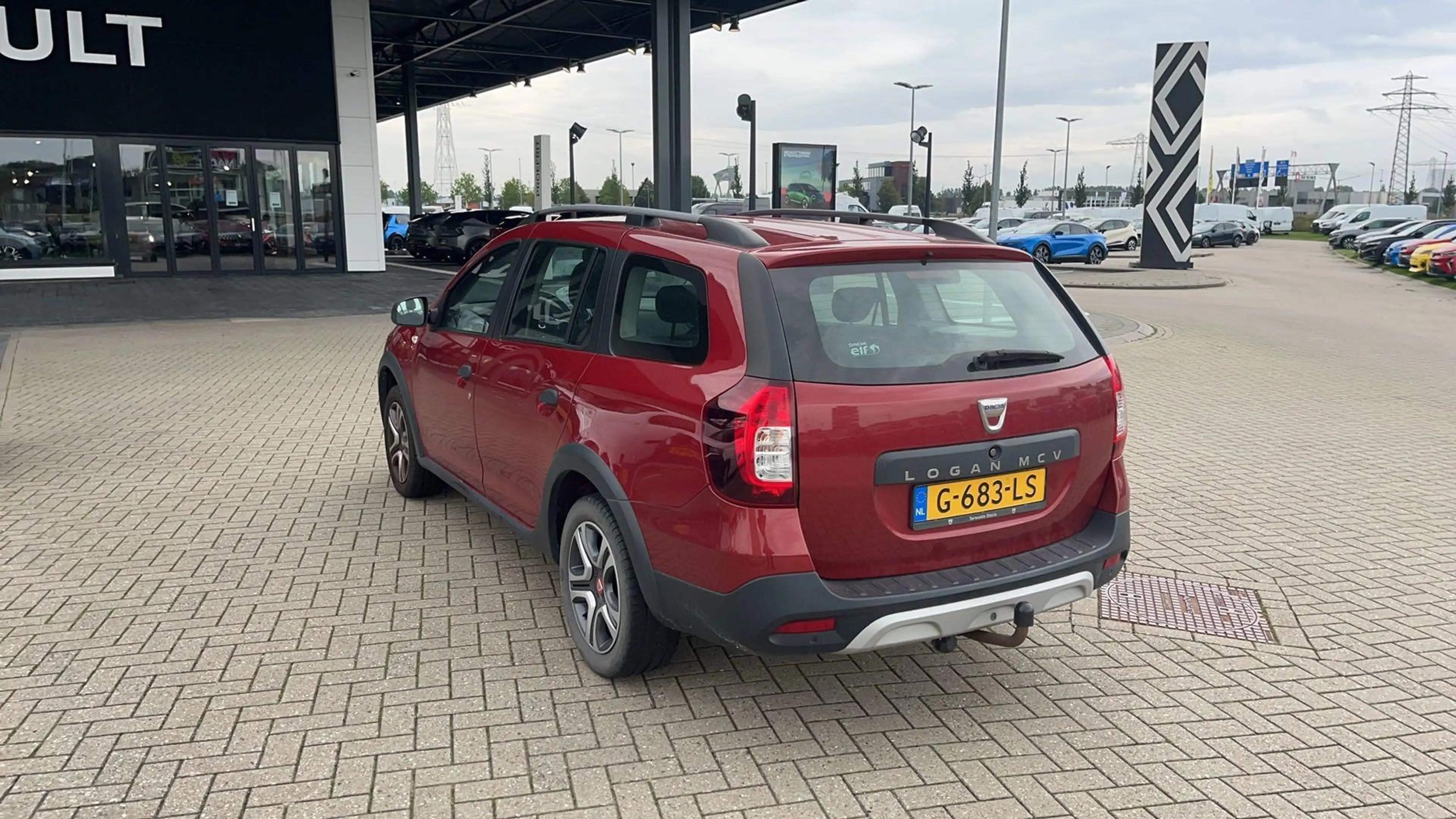 Dacia Logan MCV TCe 90 Série Limitée Tech Road | Trekhaak | Na — photo 3