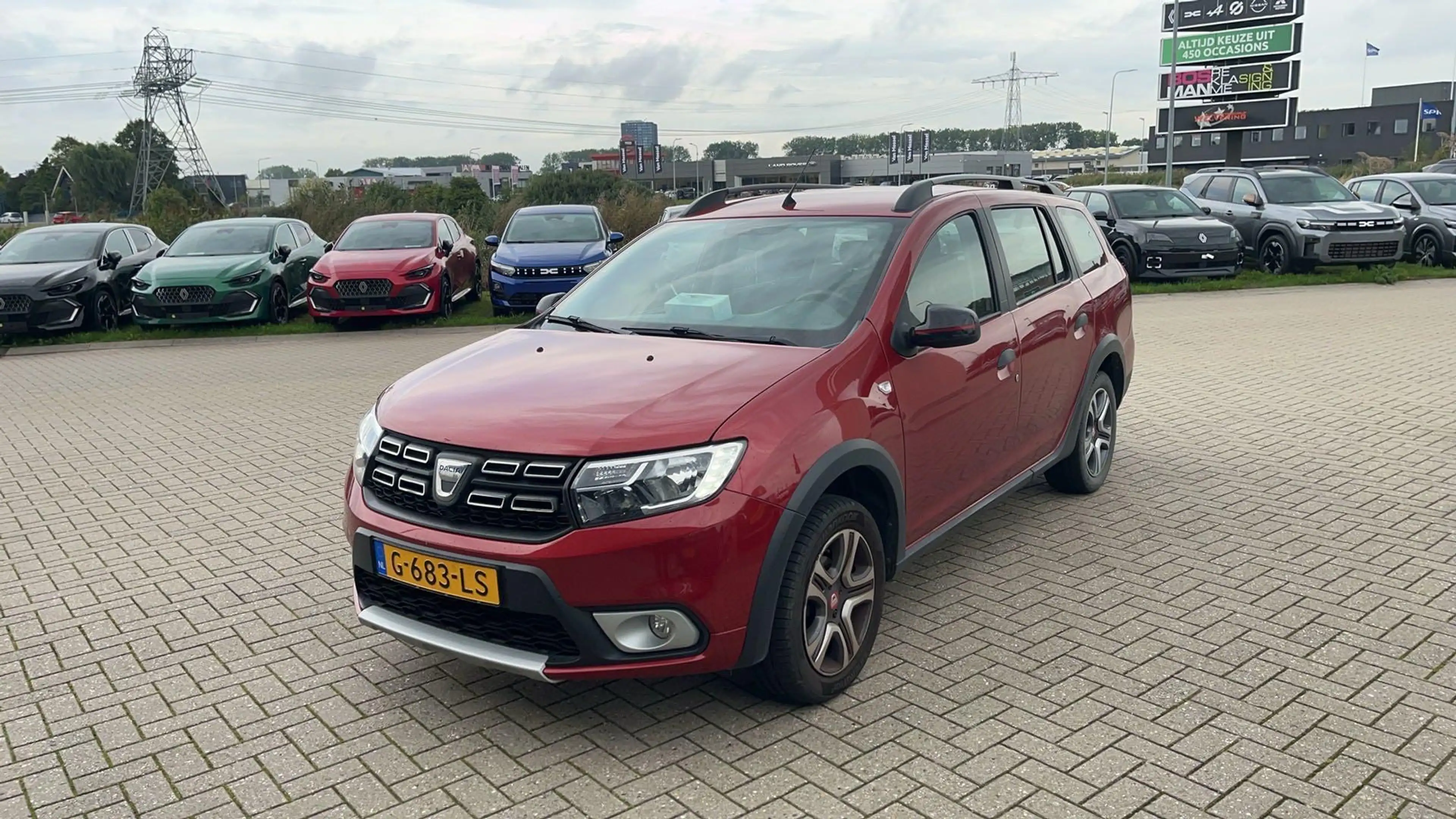 Dacia Logan MCV TCe 90 Série Limitée Tech Road | Trekhaak | Na — photo 2